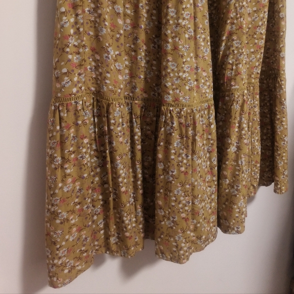 New Yellow Floral Skirt  / Size 2X - Picture 3 of 7
